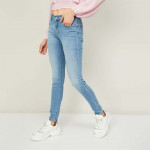 Women Skinny Fit Stonewashed Jeans